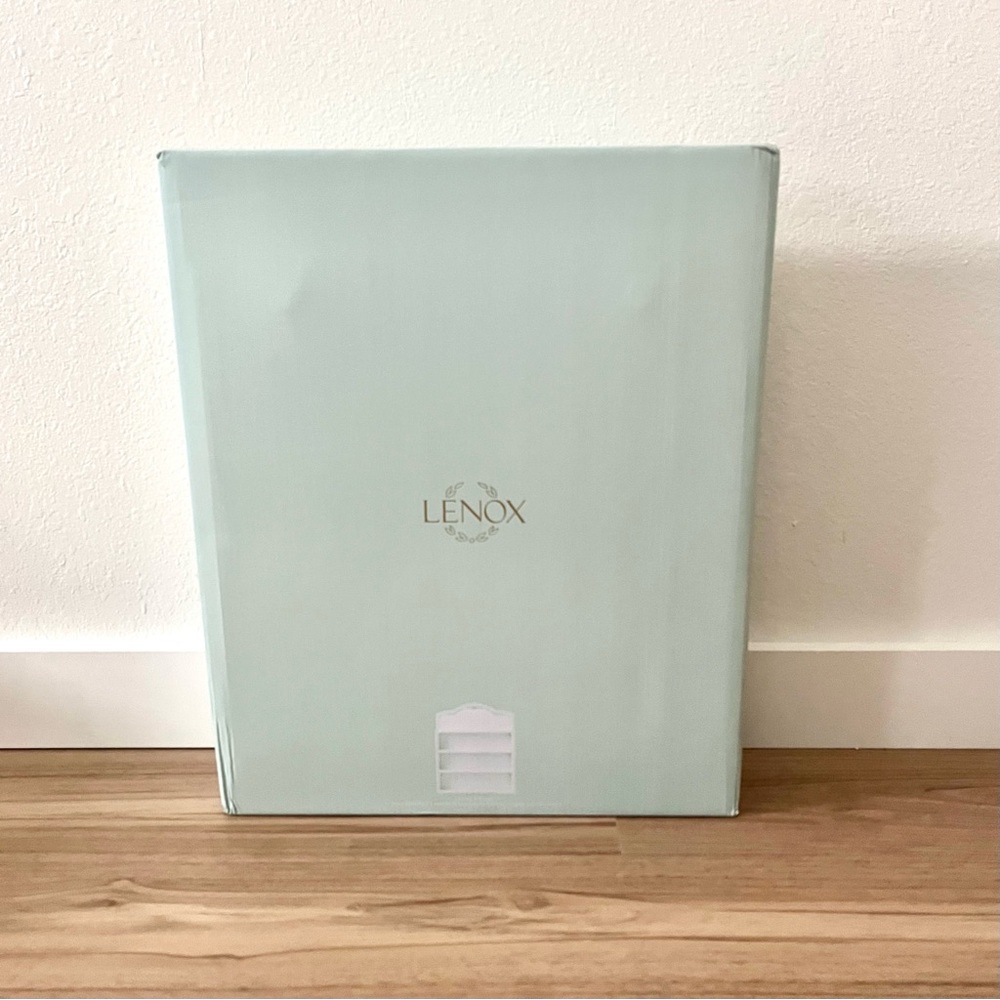 Lenox Spice Village Rack Elegant White Shelf - Picture 4 of 7